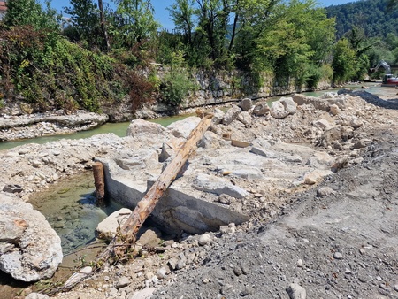11-Sanacijska obnova vodotokov in hudournikov po poplavah (4)